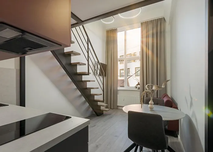 Rusty Red Loft In Centre Self Check-in No 2 *