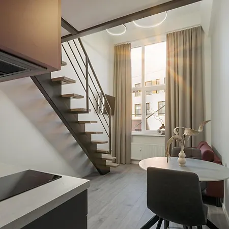 Rusty Red Loft In Centre Self Check-in No 2 *