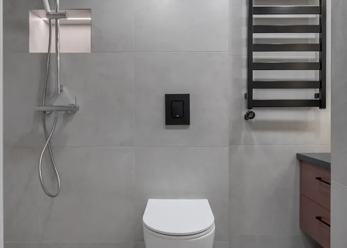 شقة Rusty Red Loft In Centre Self Check-in No 2 *